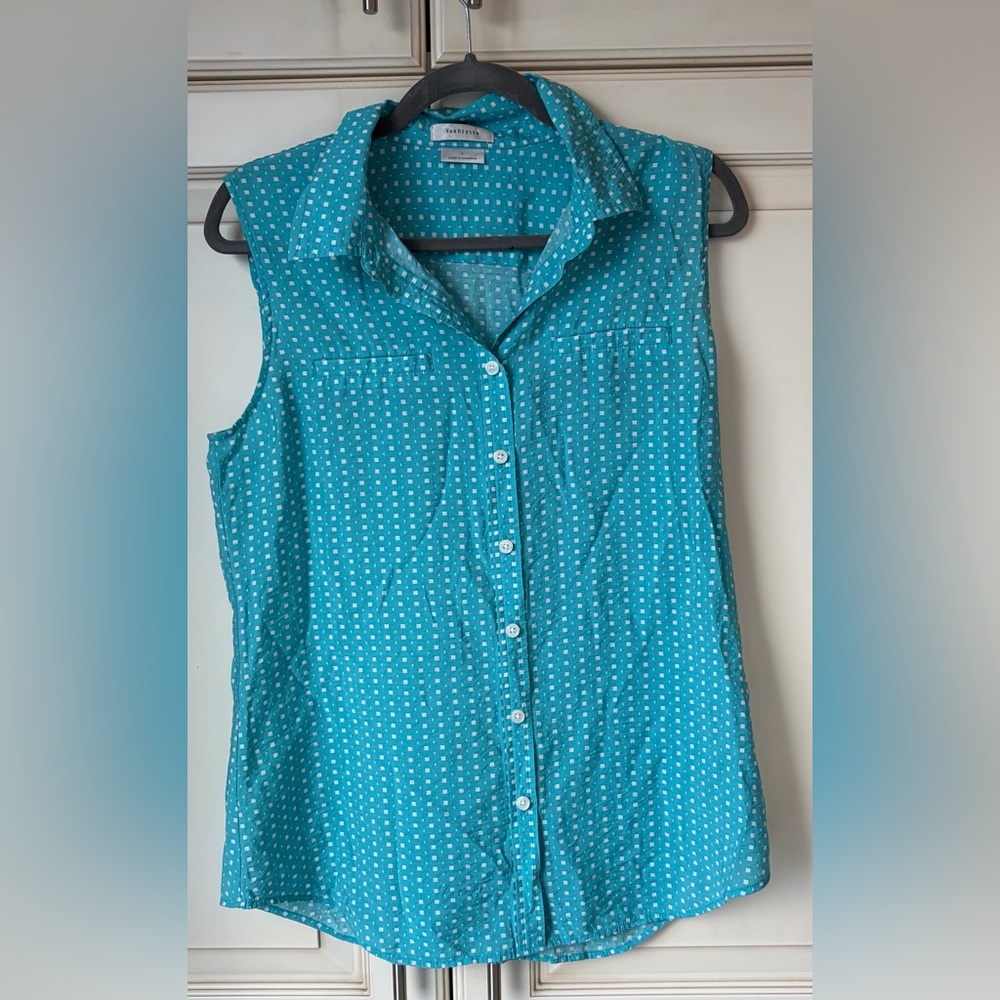 🍓 Van Heusen Turquoise Sleeveless Button-Down Shirt - fits Med-Large